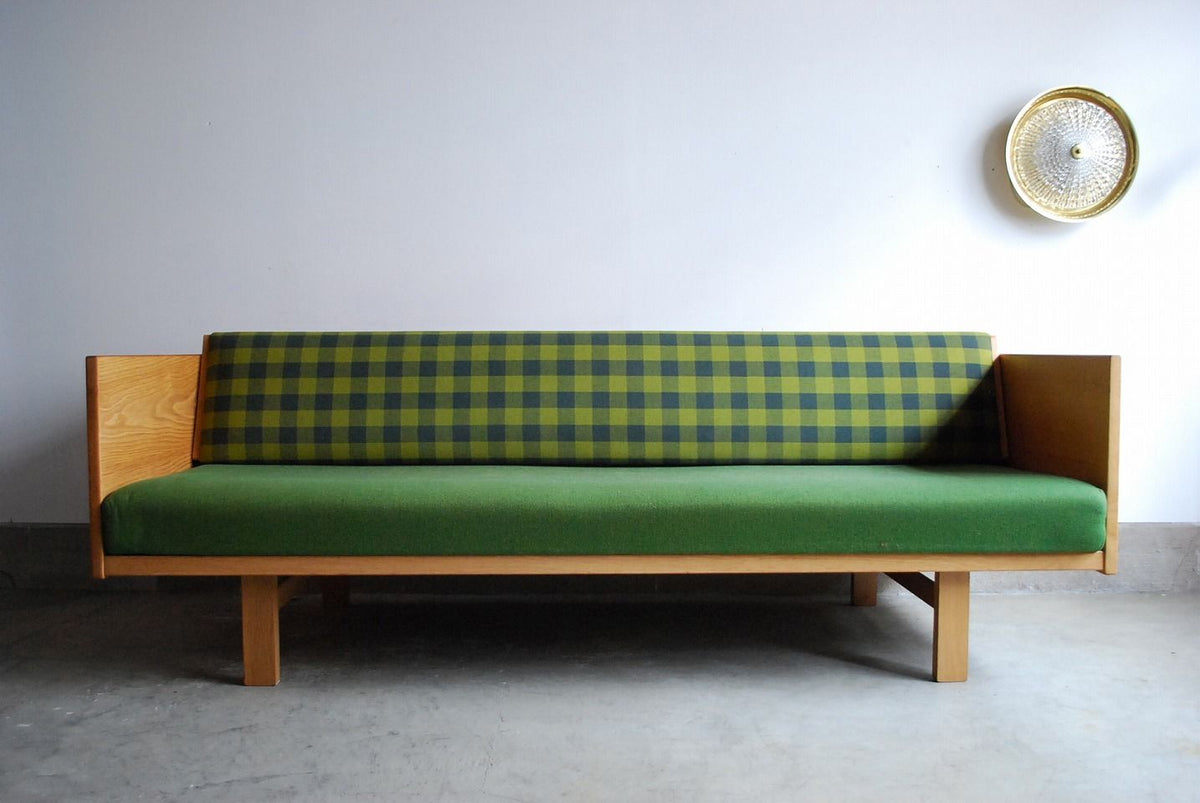 Vintage【Hans.J.Wegner】デイベット ソファ GE259 デイベッドソファ by Hans.J.Wegner – Lewis-meguro