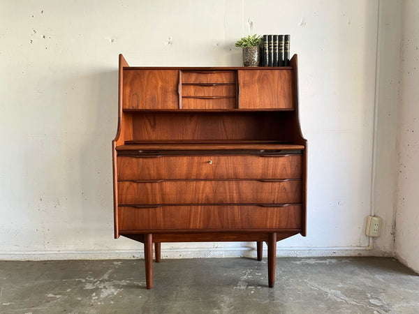 ライティングビューロー