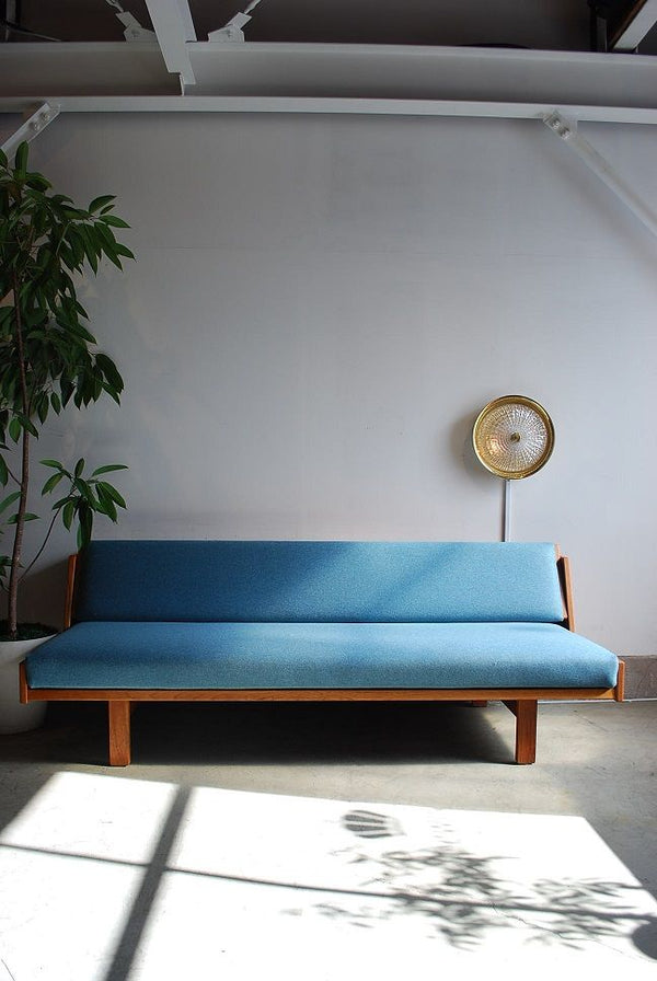 GE258　in Teak GETAMA by Hans.J.Wegner