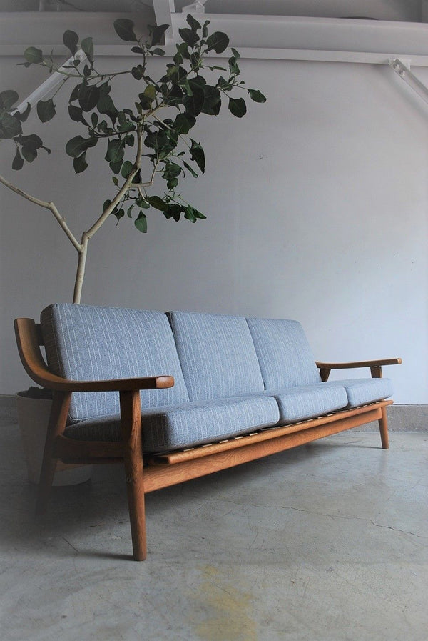 GE530-3　by　Hans.J.Wegner