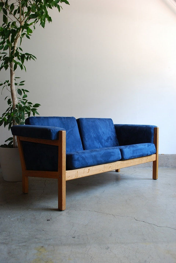 GE-40　２シーターソファ　by　Hans.J.Wegner