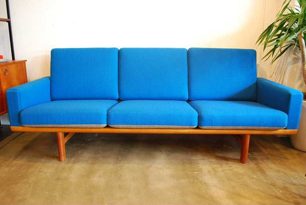 GE236-3 Designed By Hans.J.Wegner