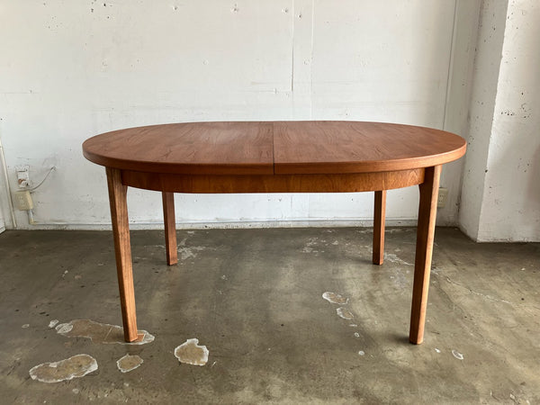 オーバルエクステンションテーブル