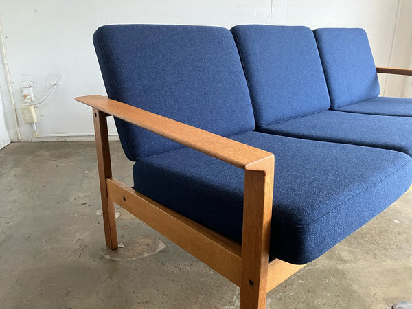 3シーターソファ