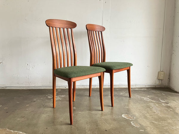 ダイニングチェア2脚セット by J.L.Moller