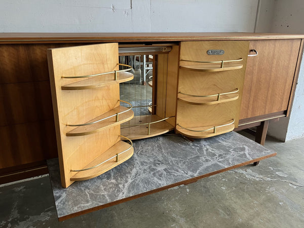 サイドボード by Beautility