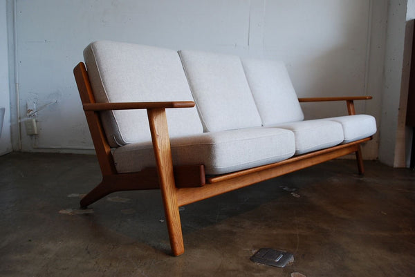 GE290-3 by Hans.J.Wegner