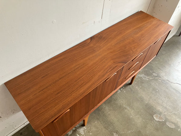 サイドボード by Jentique