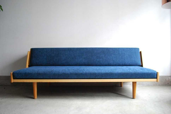 GE258　デイベッドソファ　By Hans.J.Wegner