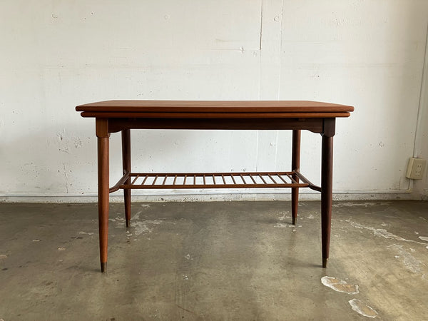 コーヒーテーブル