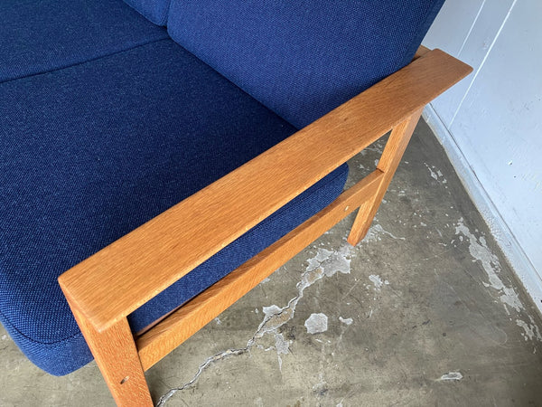 3シーターソファ