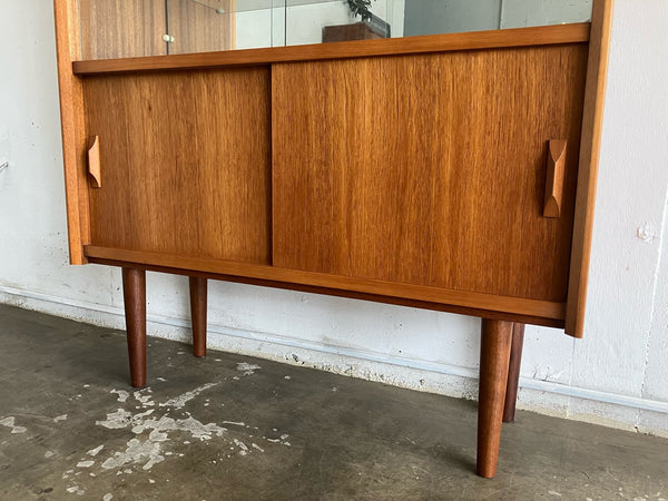 ディスプレイキャビネット