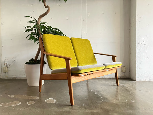 2シーターソファ "model J56" by Poul.M.Volther for FDB Møbler