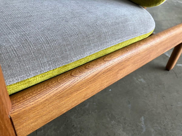 2シーターソファ "model J56" by Poul.M.Volther for FDB Møbler