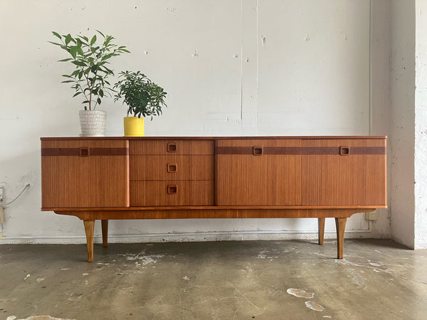 サイドボード by STONEHILL