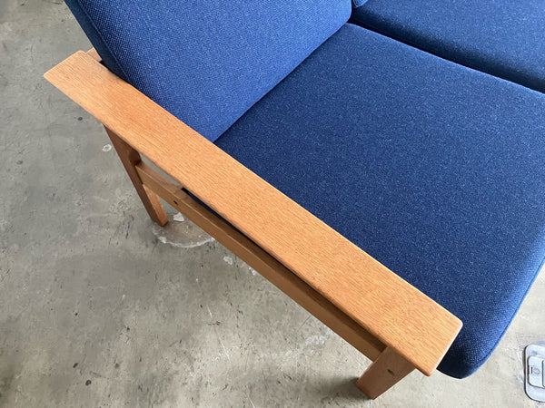 3シーターソファ