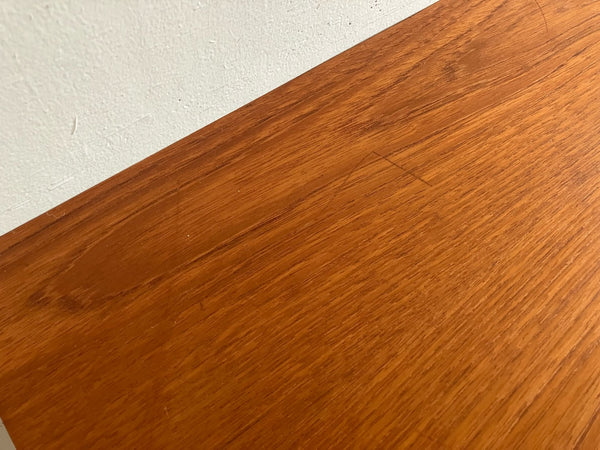 ブックシェルフ