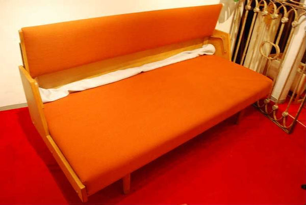 GE-258 designed by Hans J.Wegner