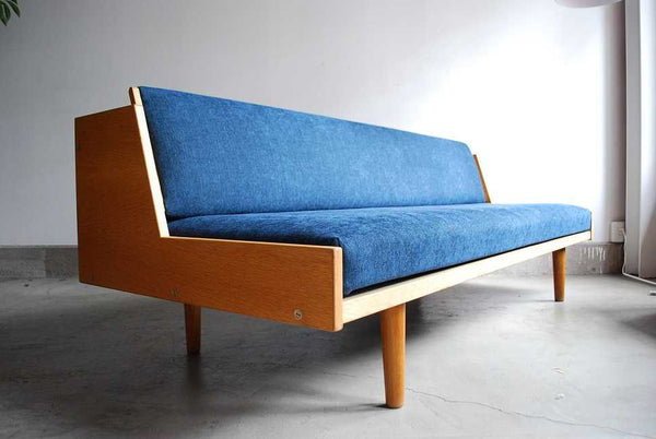 GE258　デイベッドソファ　By Hans.J.Wegner