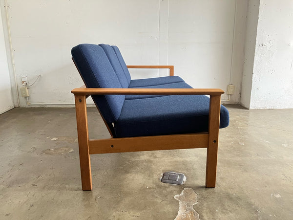 3シーターソファ