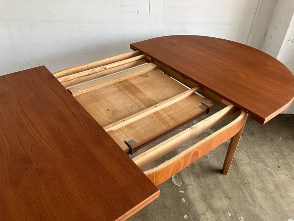 オーバルエクステンションテーブル