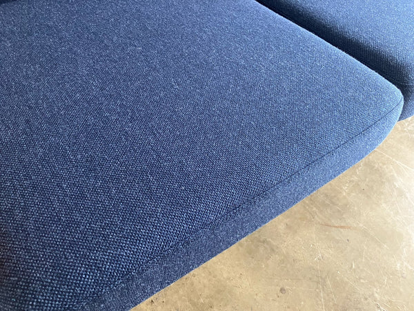 3シーターソファ