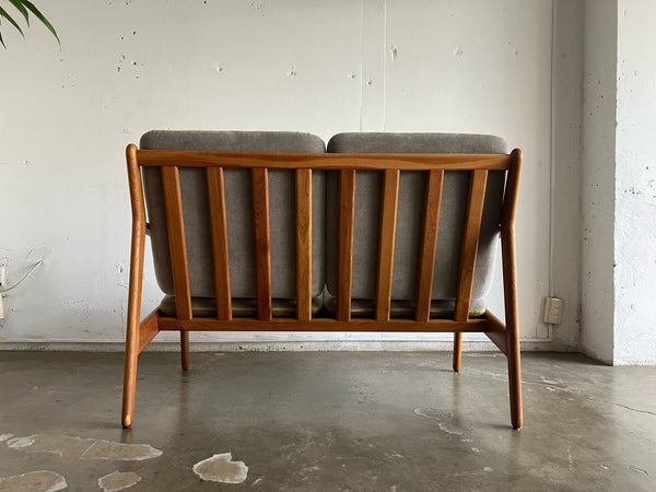 2シーターソファ "model J56" by Poul.M.Volther for FDB Møbler