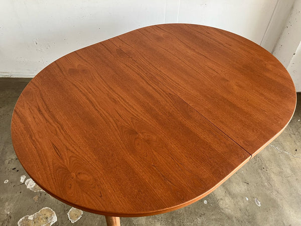 オーバルエクステンションテーブル