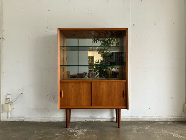 ディスプレイキャビネット