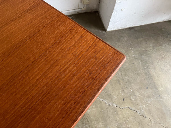 ドローリーフテーブル