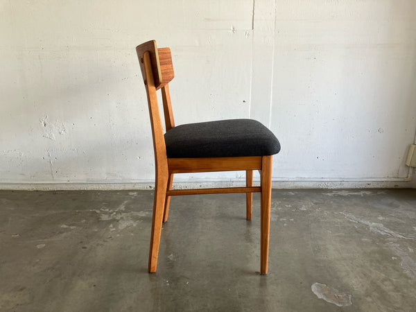 ダイニングチェア