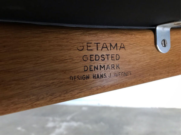 アームチェア　by　Hans.J.Wegner