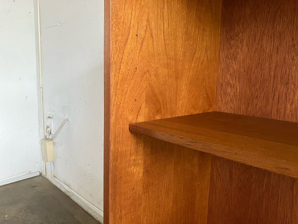 ディスプレイキャビネット