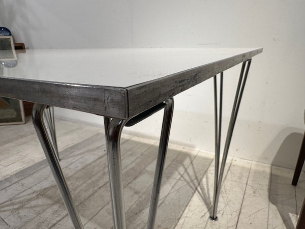 B-table by Piet Hein & Bruno Mathsson for FRITZ HANSEN