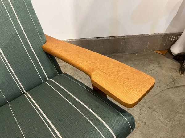 3シーターソファ "GE375-3" by Hans J.Wegner for GETAMA