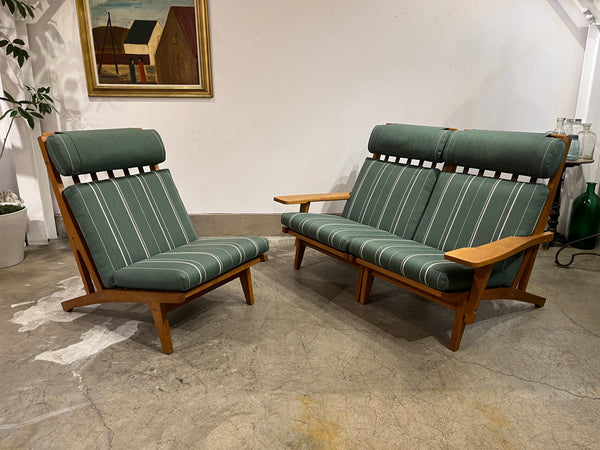 3シーターソファ "GE375-3" by Hans J.Wegner for GETAMA