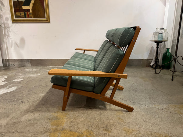 3シーターソファ "GE375-3" by Hans J.Wegner for GETAMA