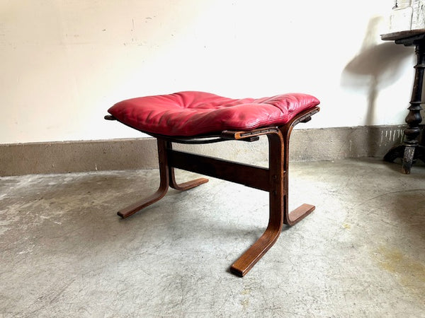 Siesta ottoman stool by Ingmar Relling for Westnofa