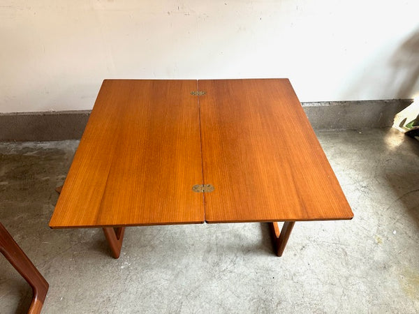 ネストテーブル by McINTOSH