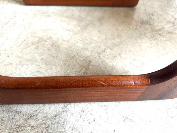 ネストテーブル by McINTOSH