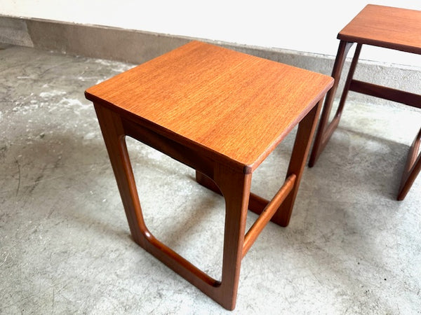 ネストテーブル by McINTOSH