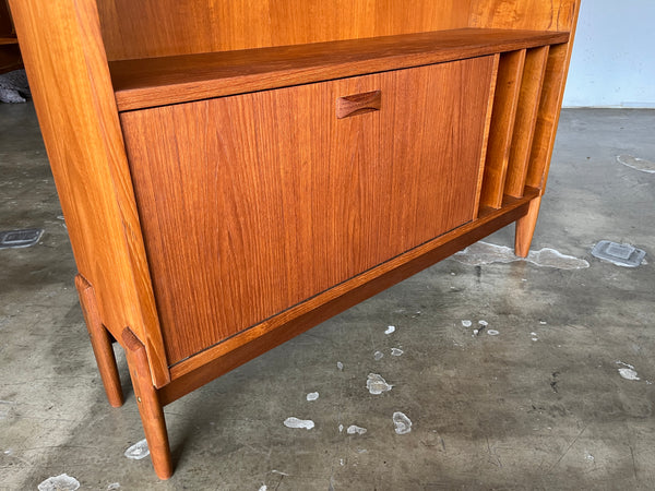 ブックシェルフ