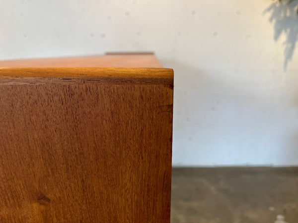 ラージキャビネット by Aerthoj Jensen ＆ Molholm Herning