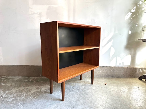 ブックシェルフ