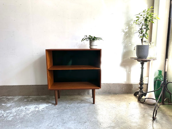 ブックシェルフ