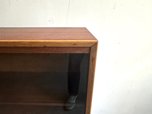 ディスプレイキャビネット