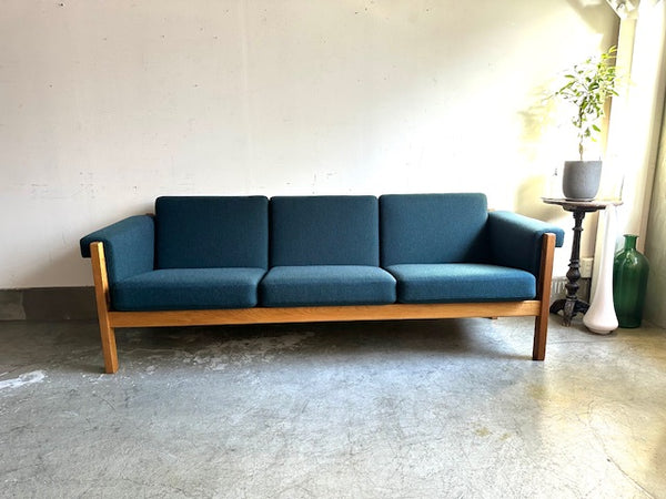 3シーターソファ"GE40-3" by Hans J.Wegner for GETAMA