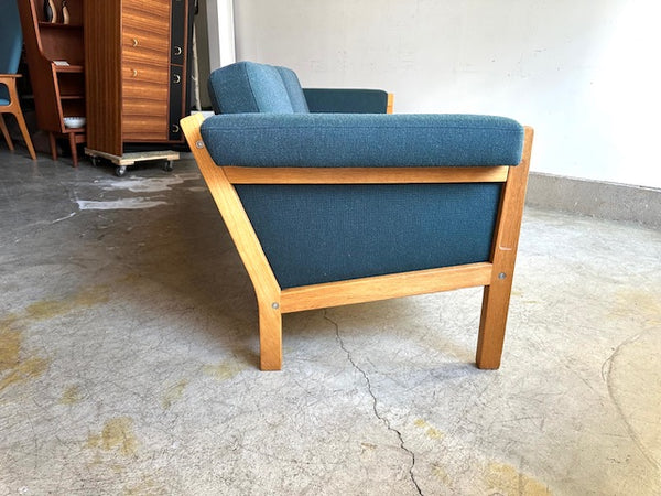 3シーターソファ"GE40-3" by Hans J.Wegner for GETAMA