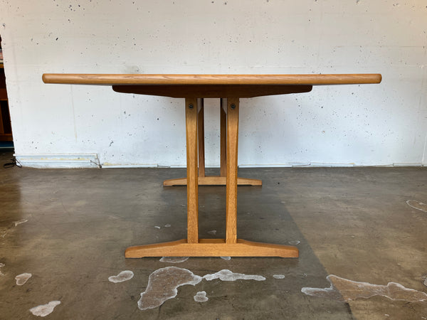 リフェクトリーテーブル by Borge Mogensen for FDB Mobler