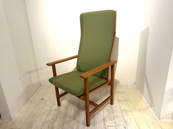 ハイバックアームチェア "model:2257" by Borge Mogensen